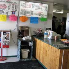 Chicken Delight | Gypsumville | Hwy 6 at Hwy 513 St. Martin Junction, Gypsumville, MB R0C 1J0, Canada