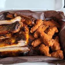 Big Bone BBQ & Wicked Wings | 244 Governors Rd, Hamilton, ON L9H 3L4, Canada