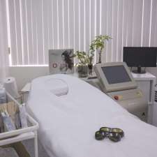 Satin & Soft Queen | 6013 Yonge St #201, North York, ON M2M 2H3, Canada