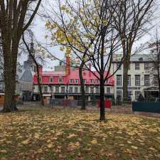 Auberge Du Tresor | 20 Rue Sainte-Anne, Québec, QC G1R 3X2, Canada