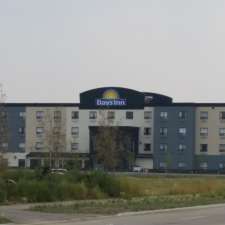 Days Inn by Wyndham Calgary North Balzac | 292243 Wagon Wheel Blvd, Balzac, AB T4A 0E2, Canada