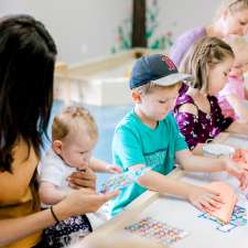 The Family Room | 12 Barton St, Waterdown, ON L0R 2H0, Canada
