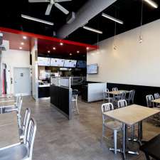 Manhattin Kitchen & Eatery | 200 Carnwith Dr E Unit 9, Whitby, ON L1M 0A1, Canada