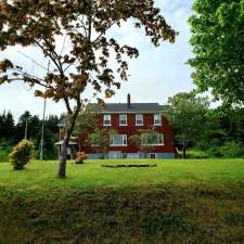 Margie's Place By The Pond | 14 Larkin Dr, Jerseyside, NL A0B 2G0, Canada