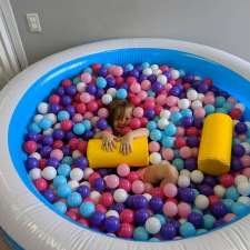 The Common Moms | 12 Barton St, Waterdown, ON L0R 2H0, Canada