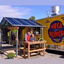 Mega Munch Food Truck | 13533 ON-118, Haliburton, ON K0M 1S0, Canada
