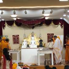 Sri Jain Mandir | 247 Park Lawn Rd, Etobicoke, ON M8Y 3J6, Canada