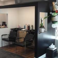 Coiffure Le St-Paul | 17 Rue Saint-Paul, Rivière-du-Loup, QC G5R 2C8, Canada
