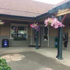 Black Creek Diner | 8268 N Island Hwy, Black Creek, BC V9J 1H7, Canada