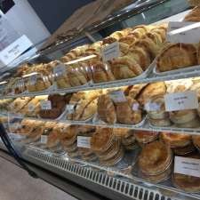 British Pride Bakery - Burlington | 451 Guelph Line, Burlington, ON L7R 3L8, Canada