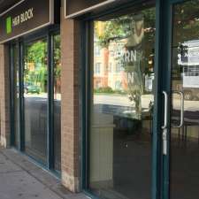 H&R Block | 4292 Dunbar St, Vancouver, BC V6S 2E9, Canada