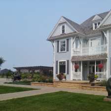 Gallery in the Park | 245 10 Ave NW, Altona, MB R0G 0B0, Canada