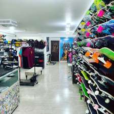 Valkyrie Skateshop | 733 Rue Saint-Isidore, Saint-Lin - Laurentides, QC J5M 2V1, Canada