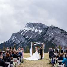 Smitten & Co. Wedding Planning + Design | 265 Bridlemeadows Common SW, Calgary, AB T2Y 4V4, Canada