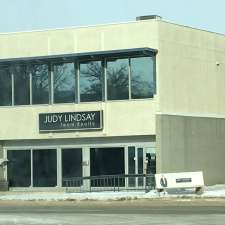 Judy Lindsay Team Realty | 1919 Portage Ave, Winnipeg, MB R3J 0J3, Canada