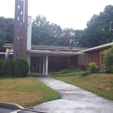 Beaconsfield United Church | 202 Woodside Rd, Beaconsfield, QC H9W 2N9, Canada
