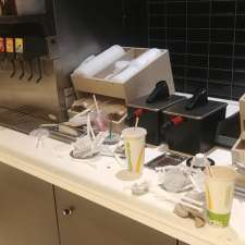 McDonald's | 5401 Boulevard des Galeries, Québec, QC G2K 1N4, Canada