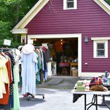 Peacocks Vintage | 596 Lighthouse Rte, Mahone Bay, NS B0J 2E0, Canada