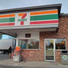 7-Eleven | 920 Archibald St, Winnipeg, MB R2J 0Z1, Canada