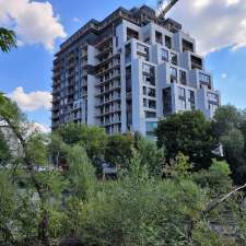 Edgewater Condominiums | 71 Wyndham St S, Guelph, ON N1E 5R4, Canada