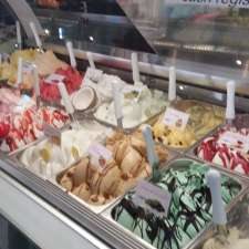 La Dolce Vita | 22 Lakeshore Rd W, Oakville, ON L6K 1C5, Canada