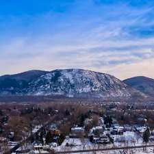 On The Air | 1776 Bd René-Gaultier, Varennes, QC J3X 1G9, Canada