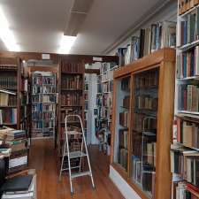 Schooner Books Ltd. | 5378 Inglis St, Halifax, NS B3H 1J5, Canada