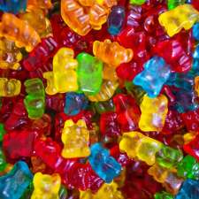 pb13 candy shop | 1241 Hamilton Rd Unit 3, London, ON N5W 6B3, Canada