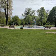 Gibbons Park Splash Pad | London, ON N6A 1Y4, Canada