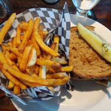 The Greenhouse Café | 680 Plains Rd W, Burlington, ON L7T 4H4, Canada
