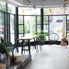Xolo | 1052 B Kingston Rd, Toronto, ON M4E 1T4, Canada