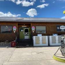 Miner's Mercantile & Bakery & Fuel Station | 602 1st Ave, AB-774, Beaver Mines, AB T0K 1W0, Canada