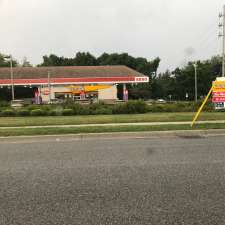 Esso | 138 College Ave W, Guelph, ON N1G 1S4, Canada