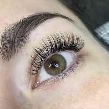 LASH LOOK BY JULIA | 88 Avonwood Dr #18, Stratford, ON N4Z 1B3, Canada