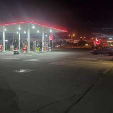 Petro-Canada et Lave-Auto | 1020 Rue Principale, Granby, QC J2J 2N7, Canada