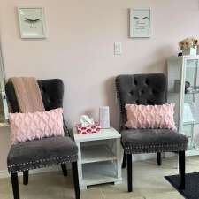 Beach Babes Beauty Bar | 1232 Mosley St, Wasaga Beach, ON L9Z 2E6, Canada