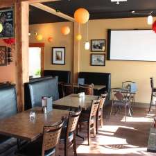 The Waterfront Grill and Pizzeria | 5842 Beach Ave, Peachland, BC V0H 1X7, Canada