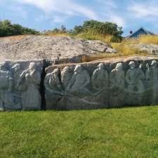 William E. deGarthe Carved Monument | 85 Peggys Point Rd, Peggys Cove, NS B3Z 3R8, Canada