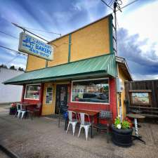 Ashcroft Bakery and Coffee Shop | 303 3rd St, Ashcroft, BC V0K 1A0, Canada