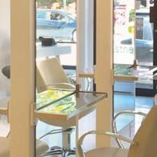 Colibri Santé & beauté | 2658 R. Notre Dame O, Montréal, QC H3J 1N7, Canada