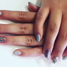 QD Nails & Spa | 1818 Renfrew St, Vancouver, BC V5M 3H9, Canada