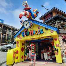 The Fun House | 4943 Clifton Hill, Niagara Falls, ON L2G 3N5, Canada