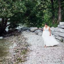 Danielle Thomas Marriage Officiant in Renfrew County | 8 Harry Gervais Straat, Westmeath, ON K0J 2L0, Canada