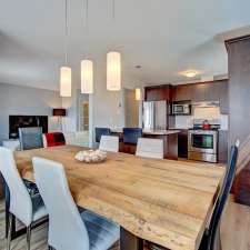Table bois Farnham | 186 Rue Olivier, Saint-Alphonse-de-Granby, QC J0E 2A0, Canada