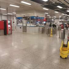 Queen's Park Station | Toronto, ON M5S, Canada