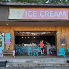 Second scoop ice cream | 4145 Skaha Lake Rd, Penticton, BC V2A 8X1, Canada