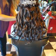 Xquisite Hair Concepts | 500 Hazeldean Rd #115, Kanata, ON K2L 2B5, Canada