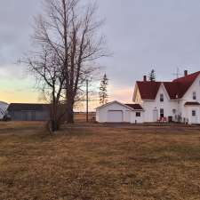 The Olde Farmhouse | 26601 PE-2, Central Bedeque, PE C1N 4J8, Canada