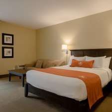 Amsterdam Inn & Suites | 143 Main St, Sussex, NB E4E 1S8, Canada