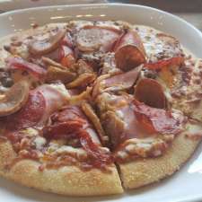 Boston Pizza | 3795 Chuka Blvd #10, Regina, SK S4V 3P7, Canada